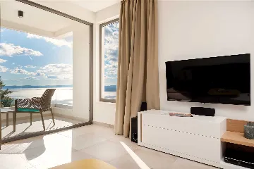 4-Bedroom Villa in Baška Voda for Up to 8 Guests
