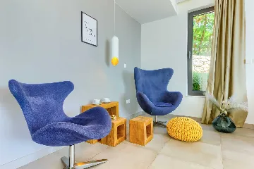 4-Bedroom Villa in Baška Voda for Up to 8 Guests