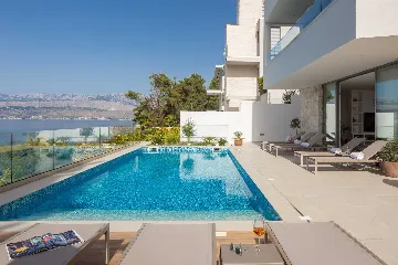 Seafront 6-Bedroom Villa in Splitska, Brač