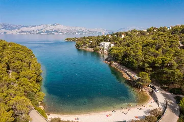 Seafront 6-Bedroom Villa in Splitska, Brač