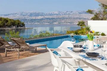 Seafront 6-Bedroom Villa in Splitska, Brač