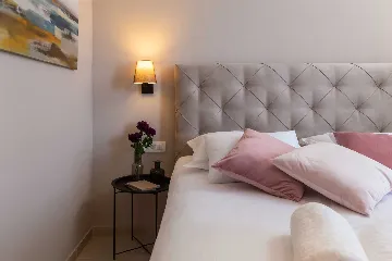 Seafront 6-Bedroom Villa in Splitska, Brač