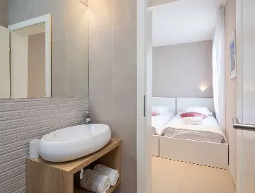 Seafront 6-Bedroom Villa in Splitska, Brač