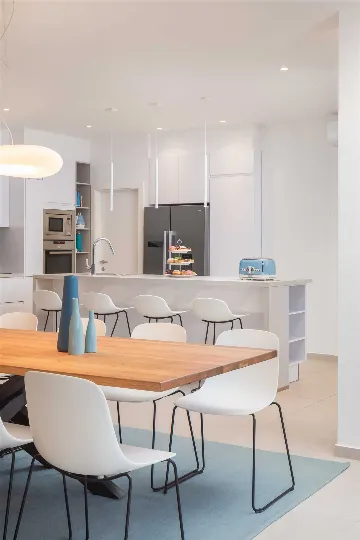 Seafront 6-Bedroom Villa in Splitska, Brač