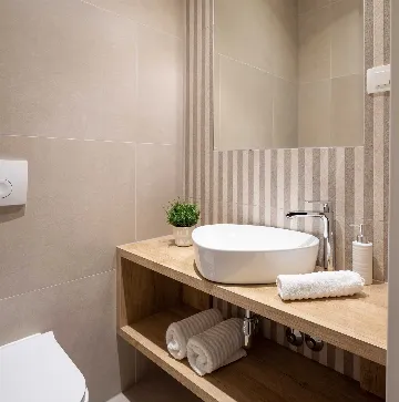 Seafront 6-Bedroom Villa in Splitska, Brač