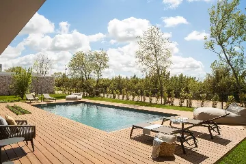 Air-Conditioned 4-Bedroom Villa in Gajana (Sleeps 8)