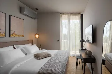 Air-Conditioned 4-Bedroom Villa in Gajana (Sleeps 8)