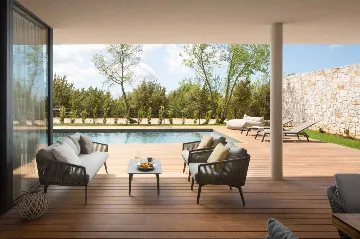 Villa in Gajana with Heated Pool & Sauna