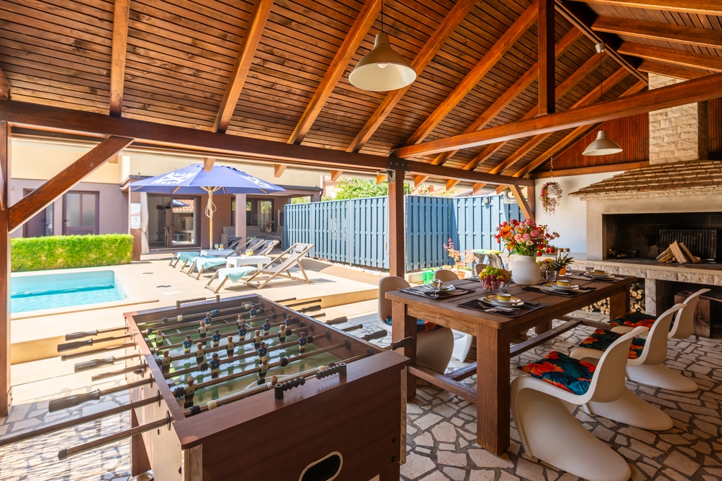 3-Bedroom Villa in Marčana for up to 6 Guests