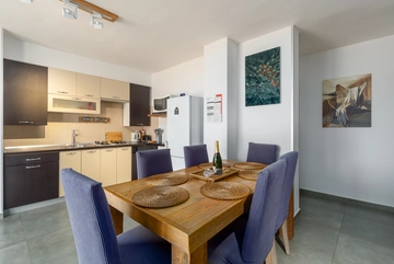 3-Bedroom Villa in Marčana for up to 6 Guests