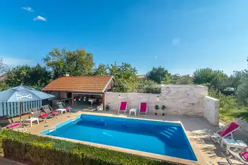 3-Bedroom Villa in Marčana for up to 6 Guests