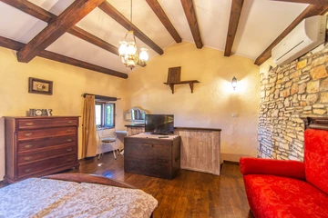 Villa in Svetvinčenat with Private Pool