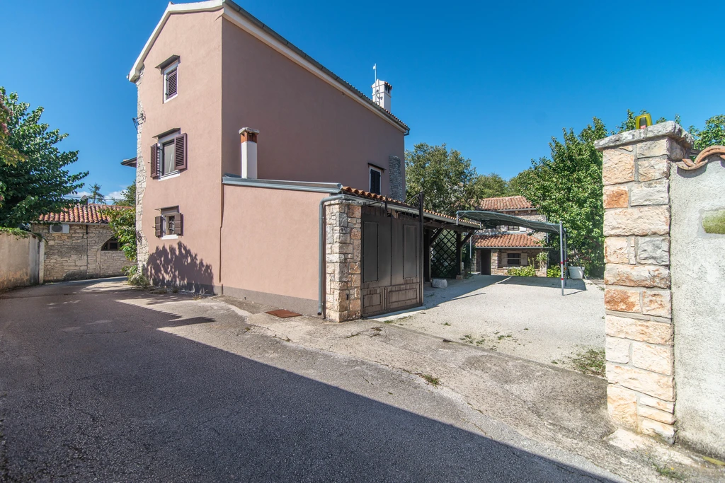 Villa in Svetvinčenat with Private Pool