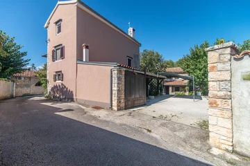 Villa in Svetvinčenat with Private Pool