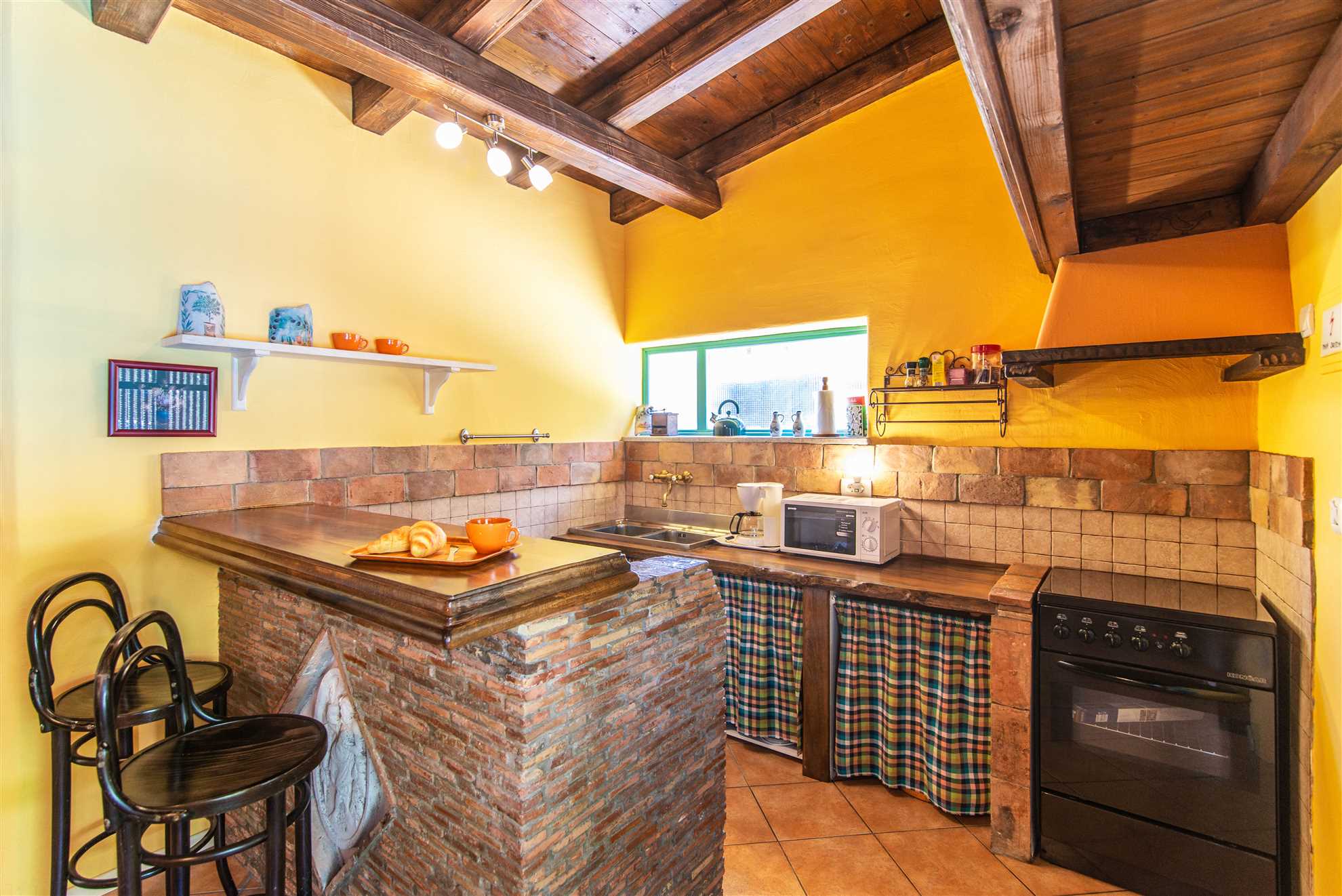 Casa Apricot