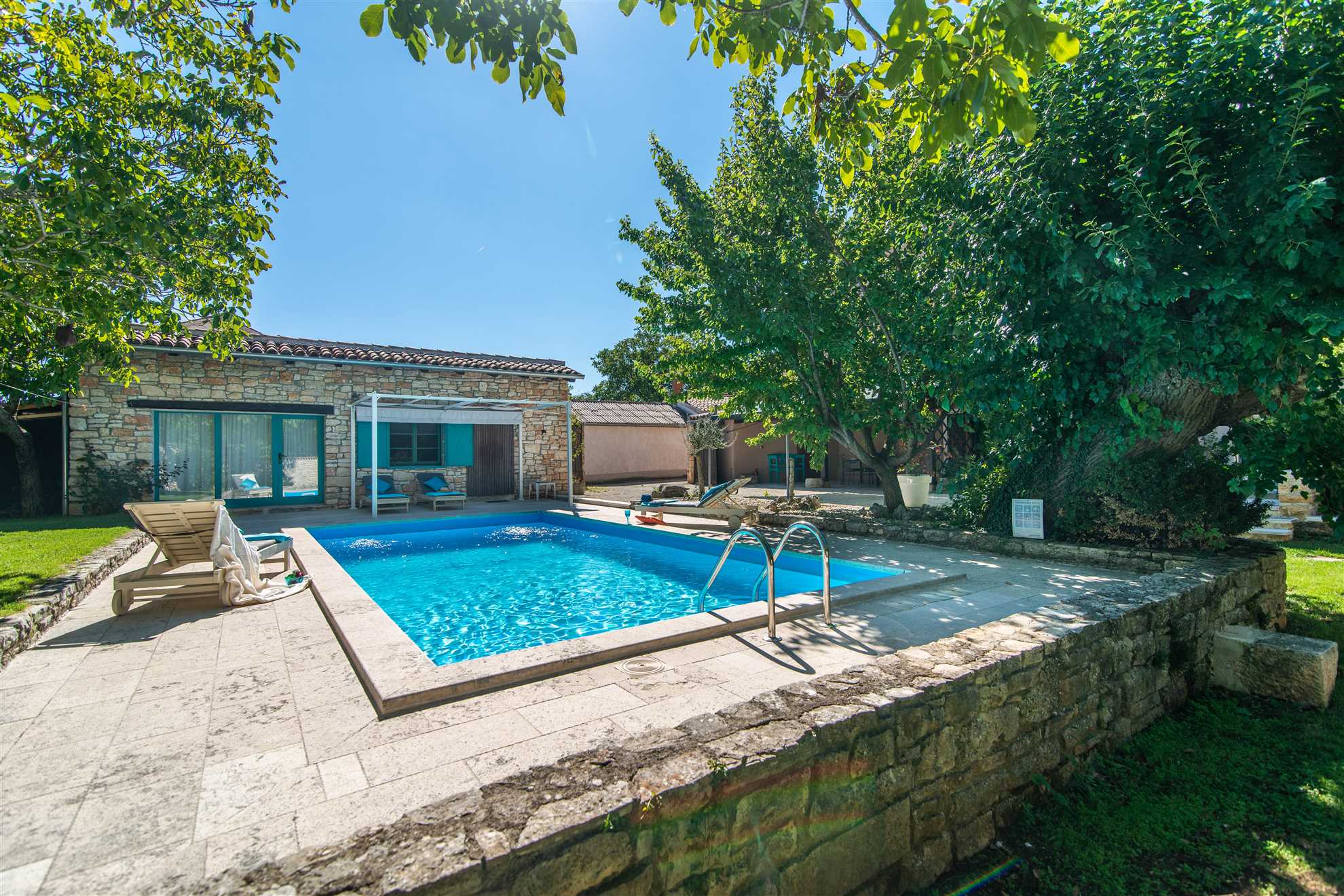 Casa Apricot