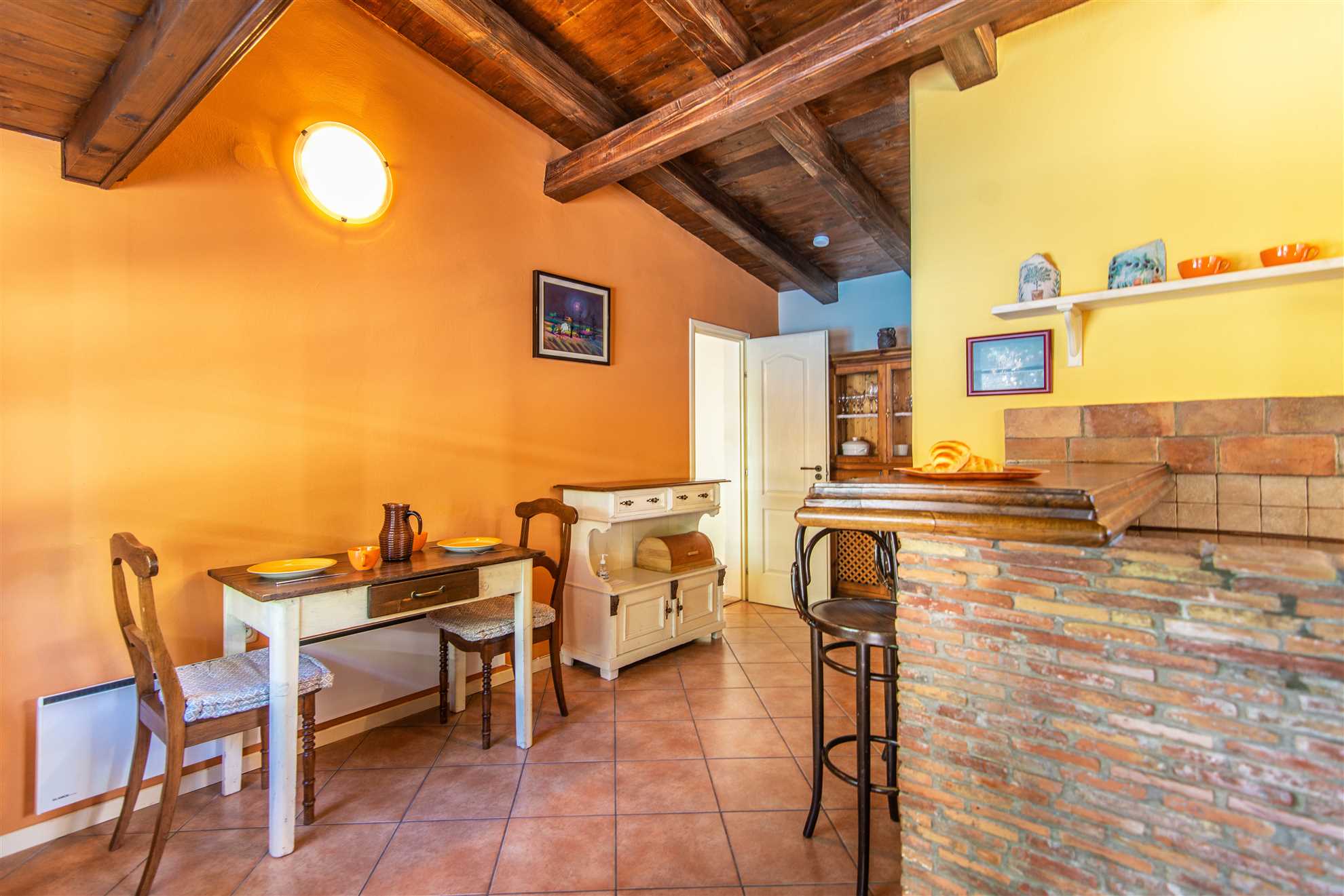 Casa Apricot