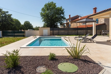 Three-Bedroom Villa in Svetvinčenat