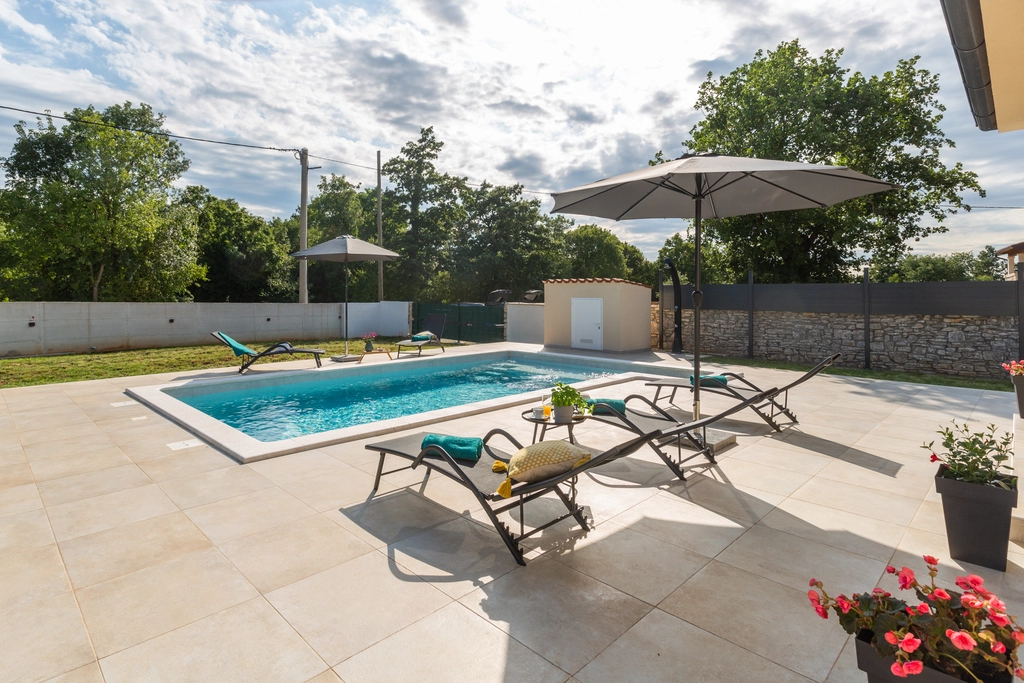 Three-Bedroom Villa in Svetvinčenat