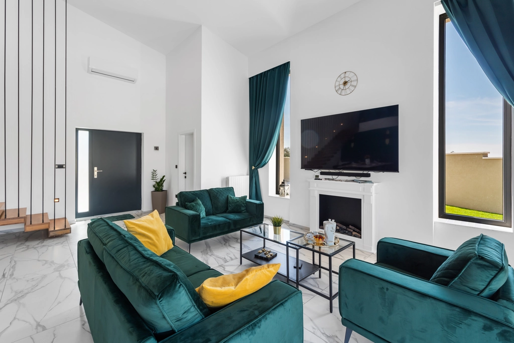 Villa in Vodnjan for 8 Guests with Private Pool