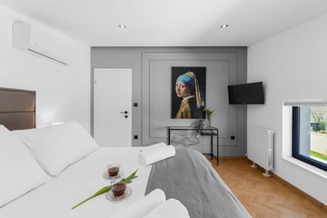 Villa in Vodnjan for 8 Guests with Private Pool