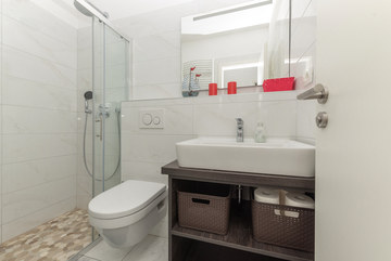 4-bedroom Villa in Makarska with private heated pool