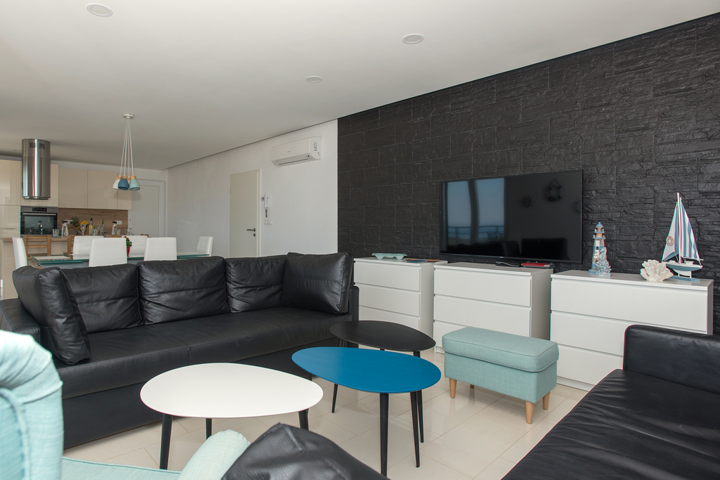 4-bedroom Villa in Makarska with private heated pool