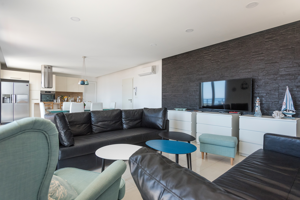 4-bedroom Villa in Makarska with private heated pool
