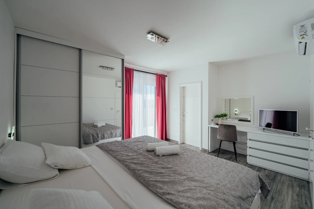 Imotski Villa with Heated Pool, Jacuzzi & 4 Bedrooms