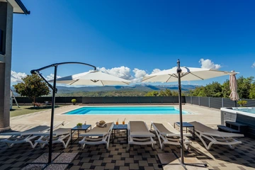 Imotski Villa with Heated Pool, Jacuzzi & 4 Bedrooms