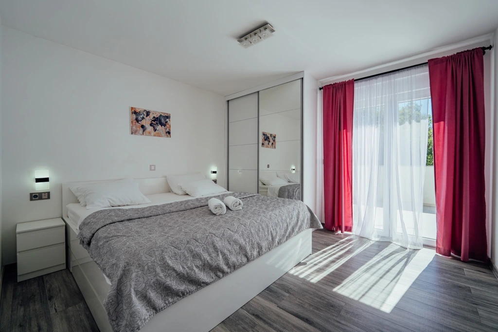 Imotski Villa with Heated Pool, Jacuzzi & 4 Bedrooms