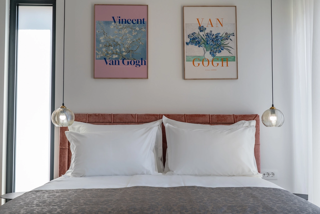 Mlini Villa with Heated Pool and 5 En-Suite Bedrooms