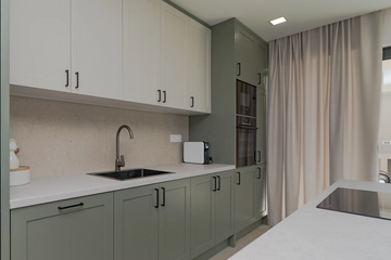 Mlini Villa with Heated Pool and 5 En-Suite Bedrooms