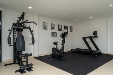 Mlini Villa with Heated Pool and 5 En-Suite Bedrooms