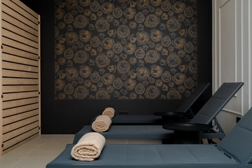 Mlini Villa with Heated Pool and 5 En-Suite Bedrooms