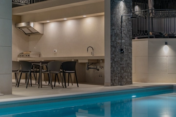 Mlini Villa with Heated Pool and 5 En-Suite Bedrooms