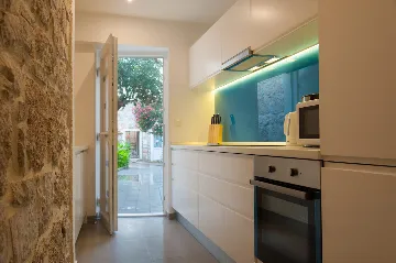 Heritage Villa with Heated Pool in Bol