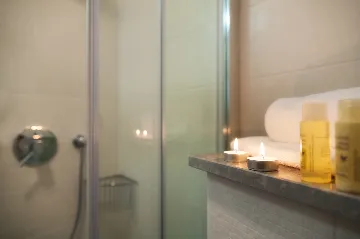 Heritage Villa with Heated Pool in Bol