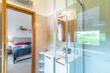 4-Bedroom Villa with Private Pool in Svetvinčenat