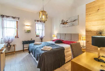 4-Bedroom Villa with Private Pool in Svetvinčenat