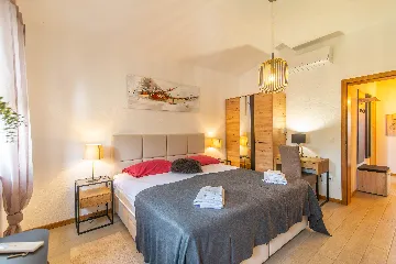 4-Bedroom Villa with Private Pool in Svetvinčenat