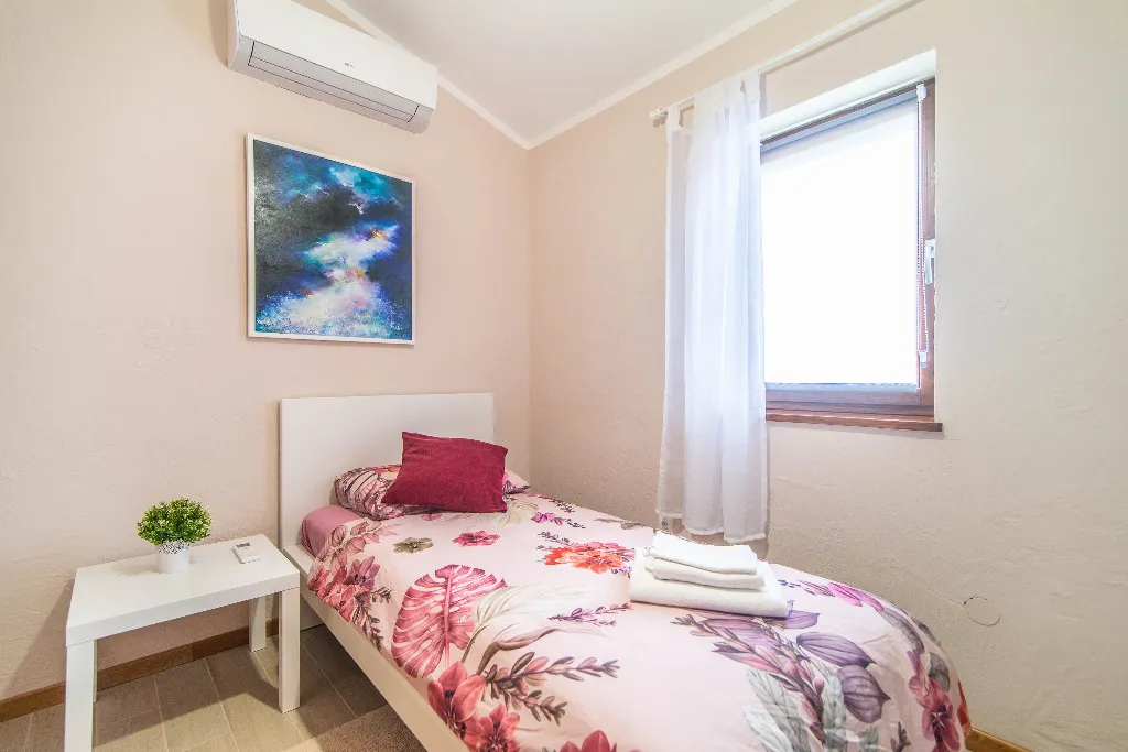 4-Bedroom Villa with Private Pool in Svetvinčenat