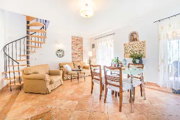 2-Bedroom Villa with Private Pool in Juricani