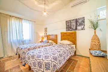 2-Bedroom Villa with Private Pool in Juricani