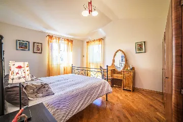 2-Bedroom Villa with Private Pool in Juricani