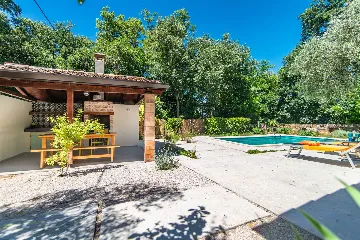 2-Bedroom Villa with Private Pool in Juricani
