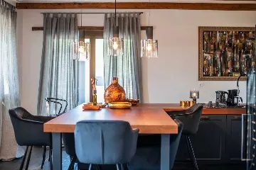 3-Bedroom Air-Conditioned Villa in Poreč for 6