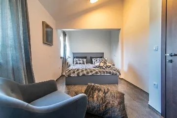 3-Bedroom Air-Conditioned Villa in Poreč for 6