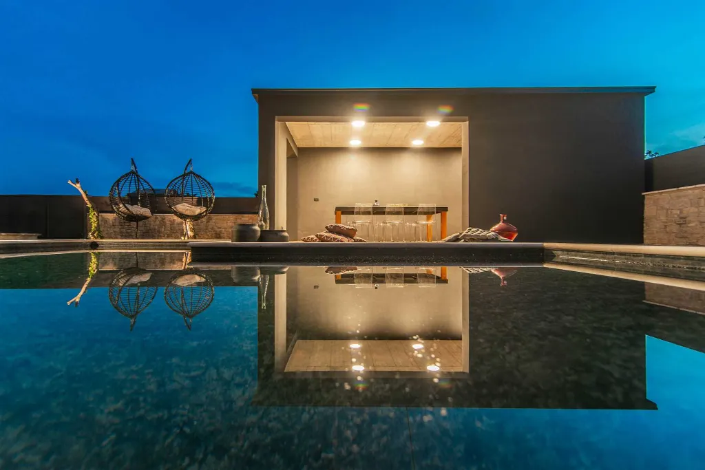 3-Bedroom Air-Conditioned Villa in Poreč for 6
