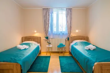 Kanfanar 6-Bedroom Villa with Private Pool